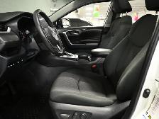 2023 Toyota RAV4 XLE Sunroof Carplay Heated Seats Blind Spot - Photo 22