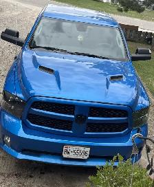 2022 Ram 1500 Classic Express Quad Cab SWB 4WD – V8 engine - Photo 6