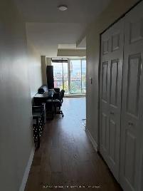 1-Bedroom Condo in ByWard Market – Available August 15th - Photo 4