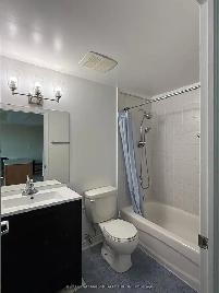1-Bedroom Condo in ByWard Market – Available August 15th - Photo 9
