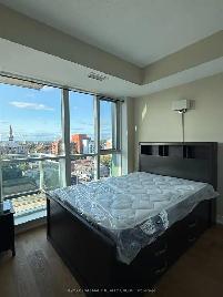 1-Bedroom Condo in ByWard Market – Available August 15th - Photo 10
