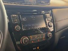 2019 Nissan Rogue SV SV|Accident Free|lot's of Service History - Photo 16