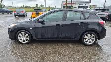 2010 Mazda MAZDA3 GX, NO ACCIDENTS, HATCHBACK, RELIABLE, CERT - Photo 2