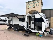 2024 Heartland Corterra 28.1BH Solar plus 2 A/Cs