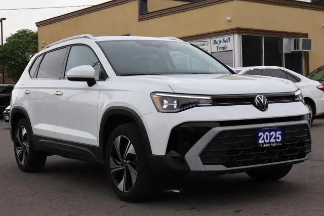 2025 Volkswagen Taos Comfortline 4Motion