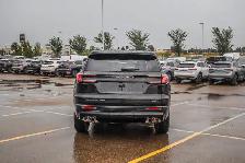2026 GMC Acadia Denali Ultimate | Panoramic Sunroof | Enhanced - Photo 7