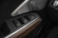 2026 GMC Acadia Denali Ultimate | Panoramic Sunroof | Enhanced - Photo 17
