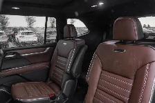 2026 GMC Acadia Denali Ultimate | Panoramic Sunroof | Enhanced - Photo 33