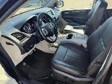 2019 Dodge Grand Caravan Crew Plus / LEATHER! / HSEATS! / HSTEER - Photo 9