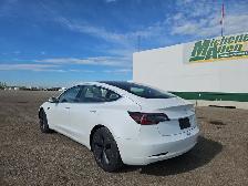 2019 Tesla Model 3 - Photo 3