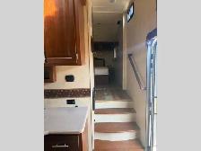 2014 Forest River RV Flagstaff Classic Super Lite 8528RKWS - Photo 5