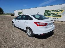 2014 Ford Focus - Photo 2