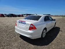 2011 Ford Fusion Hybrid - Photo 4