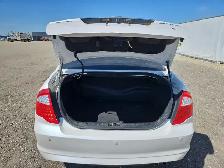 2011 Ford Fusion Hybrid - Photo 8