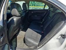 2011 Ford Fusion Hybrid - Photo 19