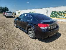 2012 Subaru Legacy - Photo 2