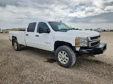 2012 Chevrolet Silverado 3500HD - Photo 2