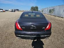 2016 Jaguar XJL - Photo 6