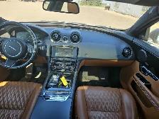 2016 Jaguar XJL - Photo 18