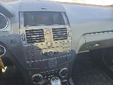 2011 Mercedes-Benz C-250 - Photo 33