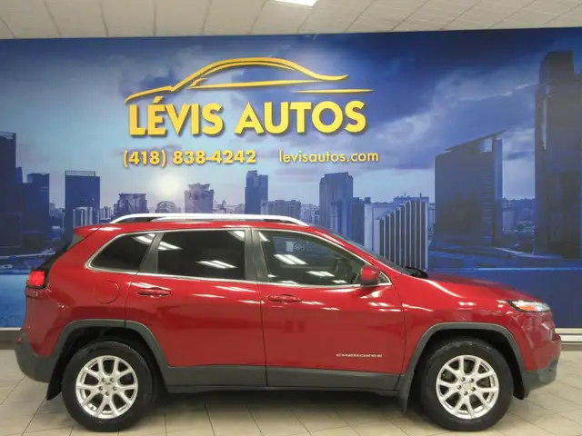 JEEP CHEROKEE 2014 NORTH V6 3,2L 4X4 TOIT OUVRANT BANC ET VOLANT