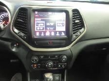 JEEP CHEROKEE 2014 NORTH V6 3,2L 4X4 TOIT OUVRANT BANC ET VOLANT - Photo 18
