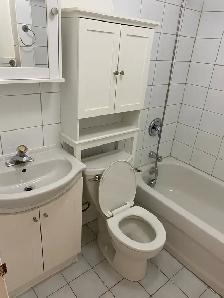 One Bedroom Apartment - Gage Park area in Hamilton - Photo 5