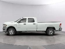 2022 Ram 3500 - Photo 3