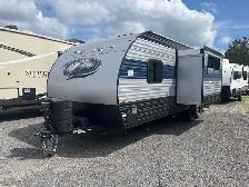 2023 Grey Wolf 23DBH - Photo 2