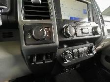 2022 Ford SUPER DUTY F-250 SRW FX4 XLT 4WD 6.2L V8 CREW SB PWR S - Photo 24
