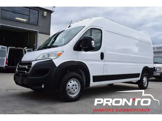 2023 Ram ProMaster Cargo Van 2500 High Roof 159WB  Séparateur