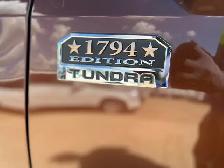 2016 Toyota Tundra Platinum CrewMax 5.7L V8 Crew Cab | Sunroof | - Photo 9