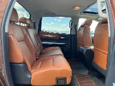2016 Toyota Tundra Platinum CrewMax 5.7L V8 Crew Cab | Sunroof | - Photo 15