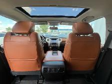 2016 Toyota Tundra Platinum CrewMax 5.7L V8 Crew Cab | Sunroof | - Photo 16