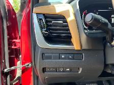 2023 Nissan Rogue AWD Platinum | Command Start | Reverse Camera - Photo 19