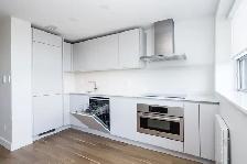 Renovated two bedroom, Mount Pleasant and Eglinton - ID 110