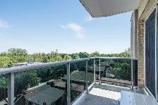 Renovated two bedroom, Mount Pleasant and Eglinton - ID 110 - Photo 10