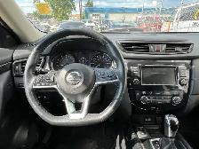 2019 Nissan Rogue AWD S | Command Start | No Accident - Photo 12