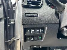 2019 Nissan Rogue AWD S | Command Start | No Accident - Photo 17