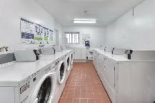 Beautiful 1 bedroom apartment  - Near Cote Vertu Station Subway - Photo 8