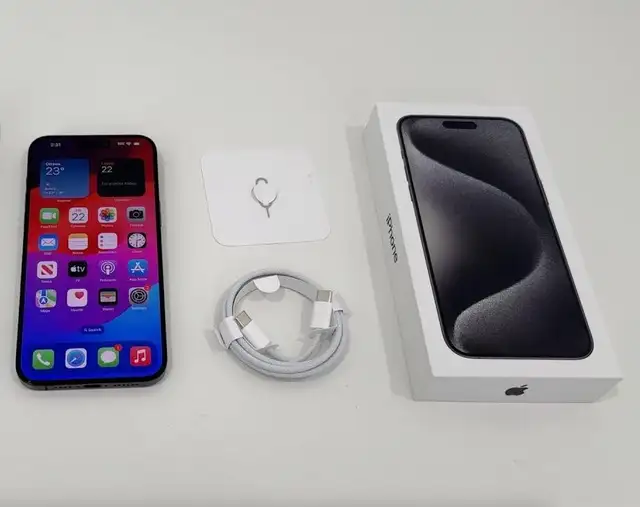 Open Box iPhone 15 Pro Max 1TB - 100% Battery Health