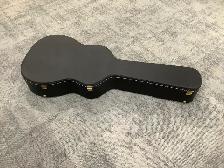 Étui rigide pour guitare acoustique et classique - Photo 2