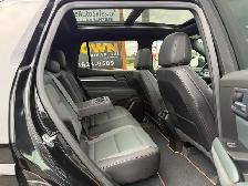 2026 GMC Terrain AT4! CLEAN CARFAX! AWD! PANO ROOF! NAV! CERTIFI - Photo 22