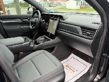 2026 GMC Terrain AT4! CLEAN CARFAX! AWD! PANO ROOF! NAV! CERTIFI - Photo 25