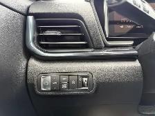 2026 GMC Terrain AT4! CLEAN CARFAX! AWD! PANO ROOF! NAV! CERTIFI - Photo 27
