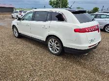 2012 Lincoln MKT - Photo 21