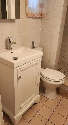 Basement  - 1 Bed  1 Bath. - Photo 2
