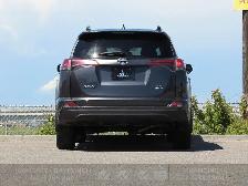 2018 TOYOTA RAV4 | AWD | HEATED SEATS | CAMERA - Photo 4