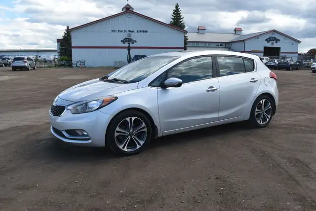 2016 Kia Forte 5-Door EX