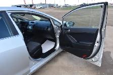2016 Kia Forte 5-Door EX - Photo 22